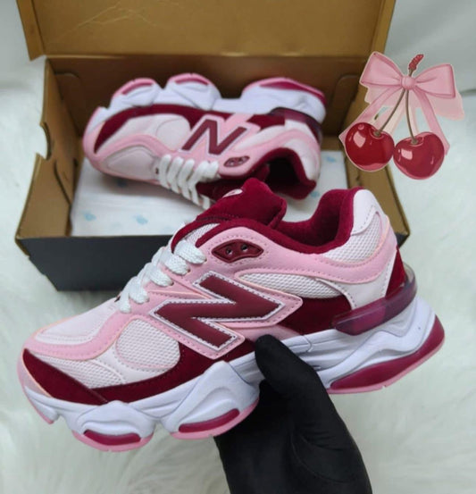 Abrigo + New Balance (pre-orders)