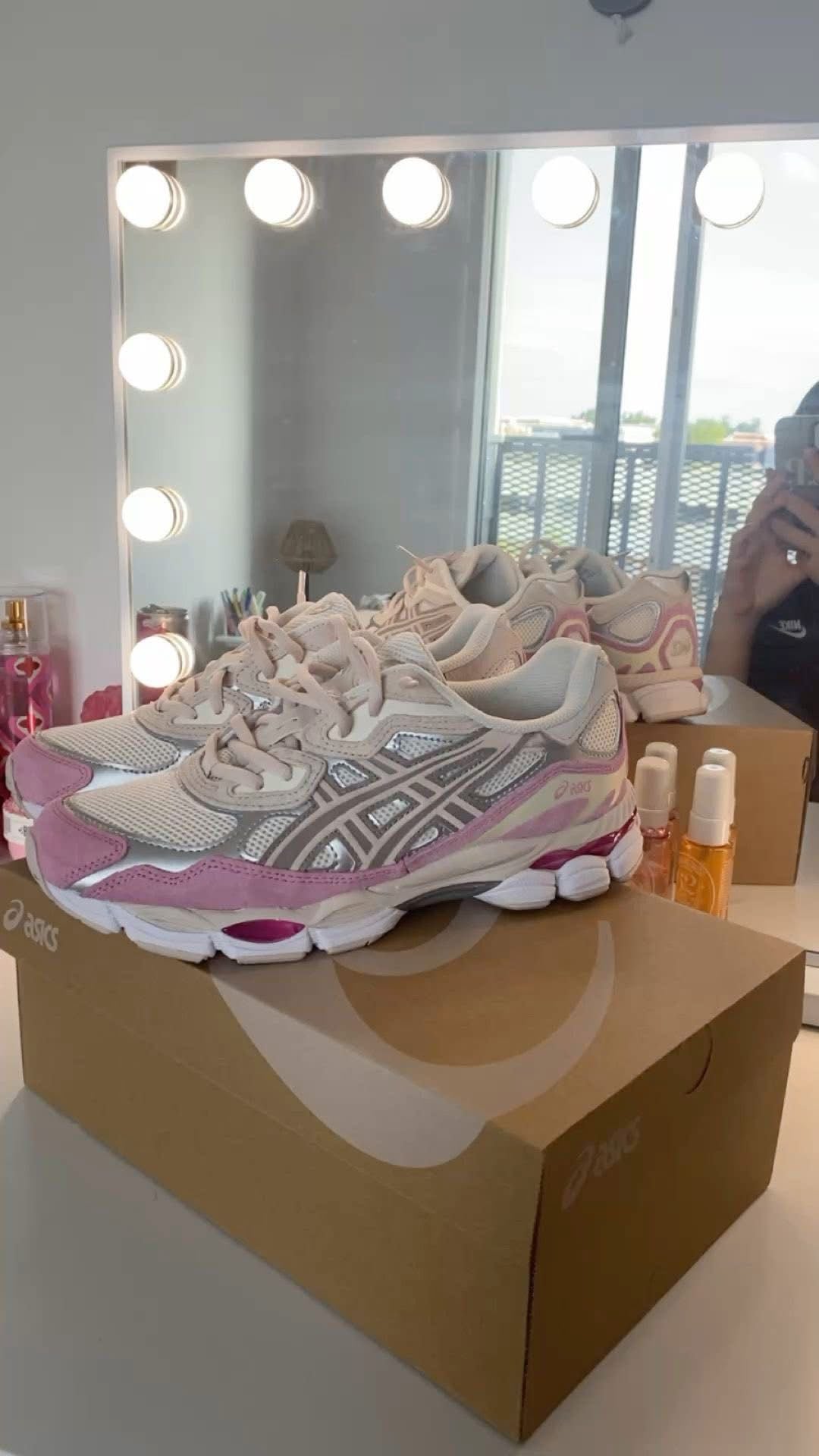 Shoes Pink (Pre-Order)